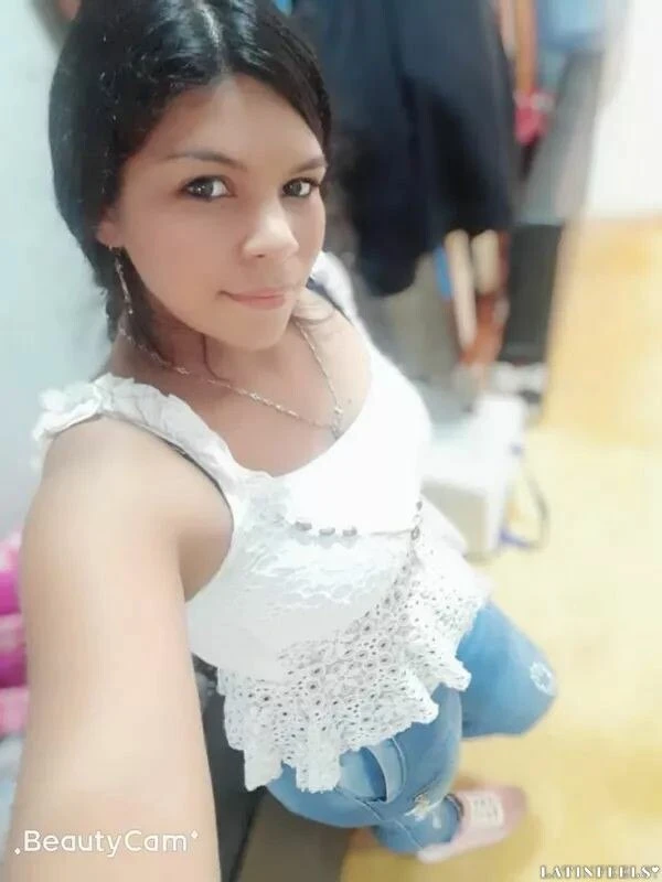 Valentina Profile image 1