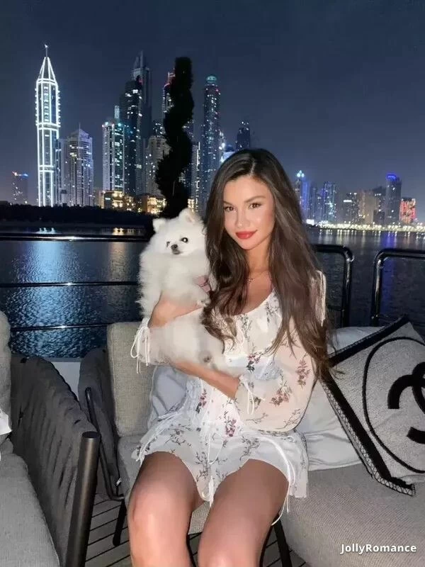 Nadezhda Profile image 2