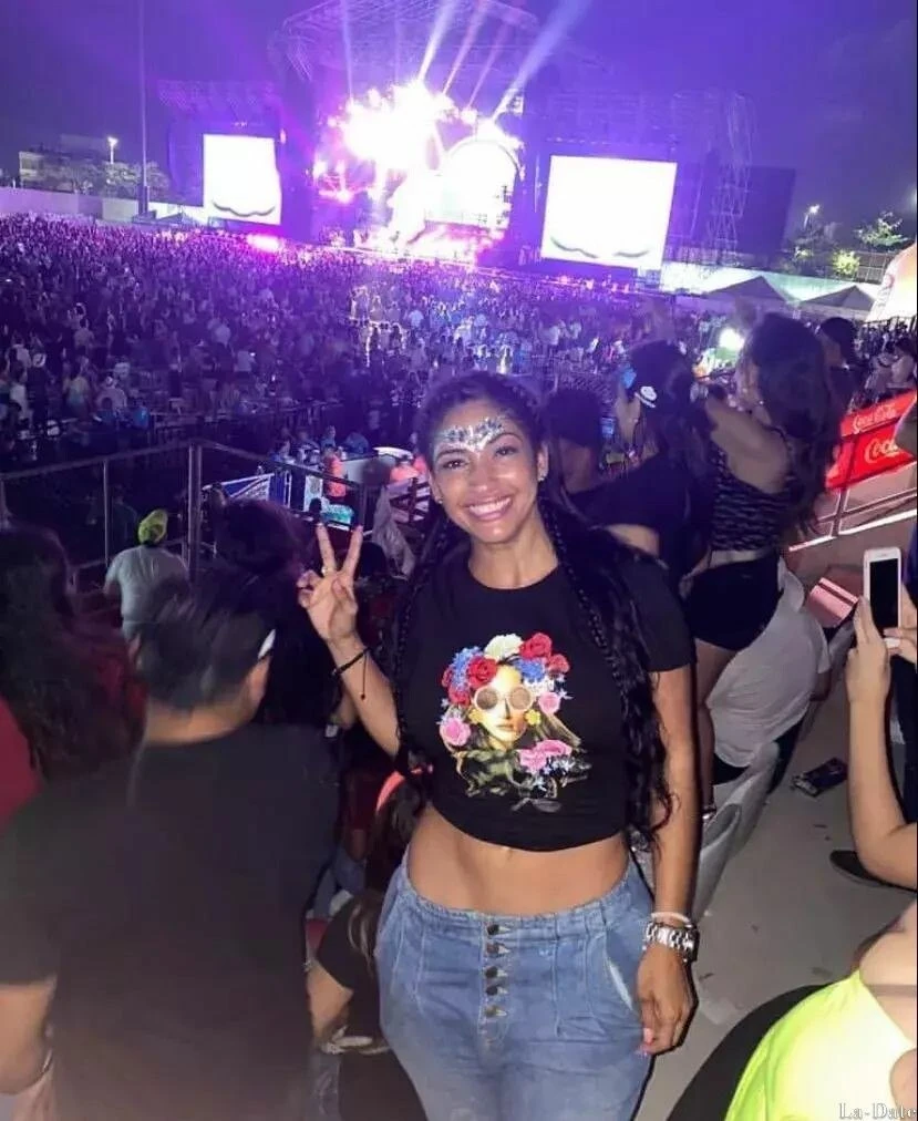 Amelia Profile image 3