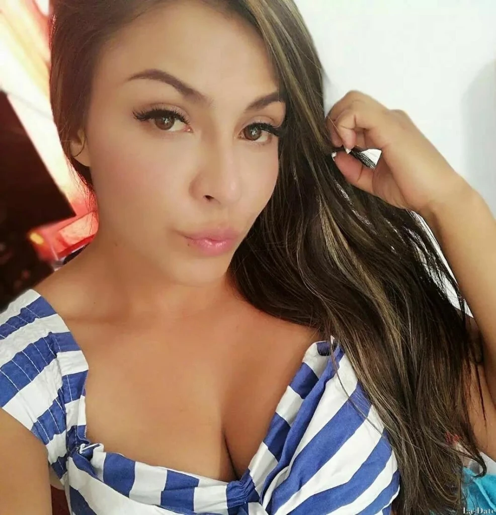 Jenifer Profile image 1