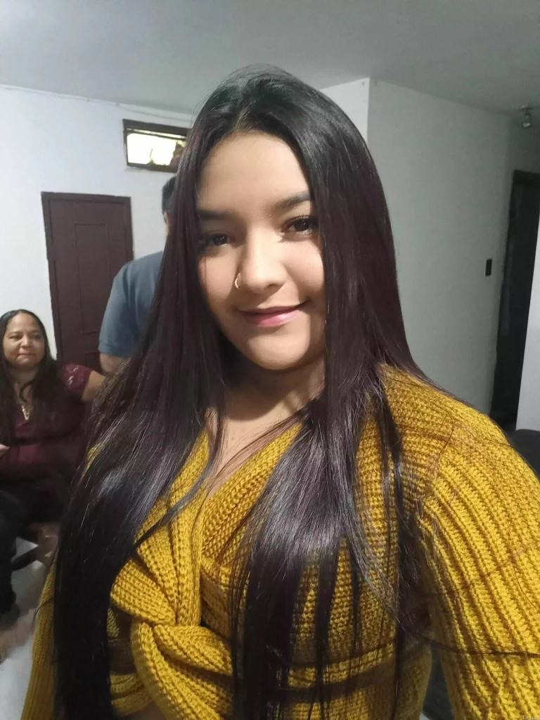 Ligia Profile image 2