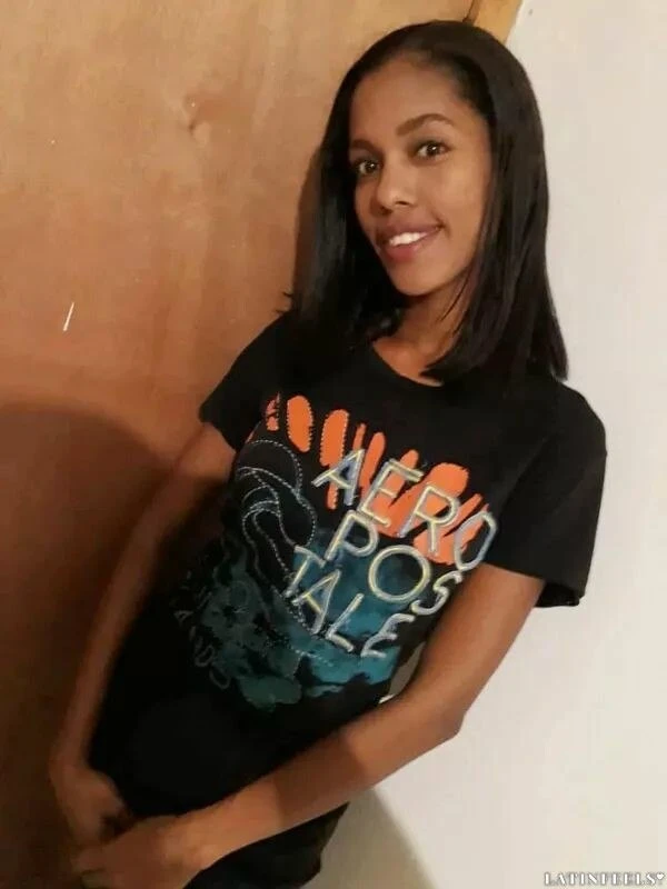 Luany Profile image 2