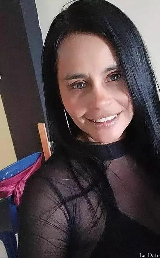 Sandra Profile image 3