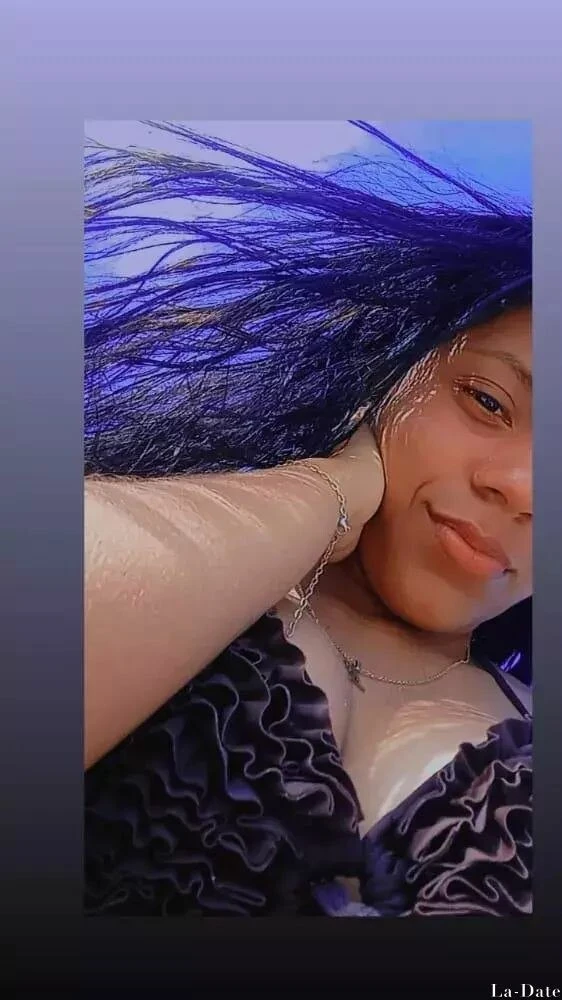 Alexandra Profile image 3