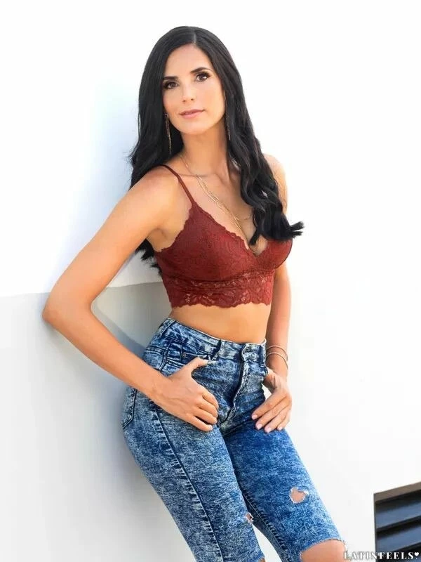 Maria Profile image 3