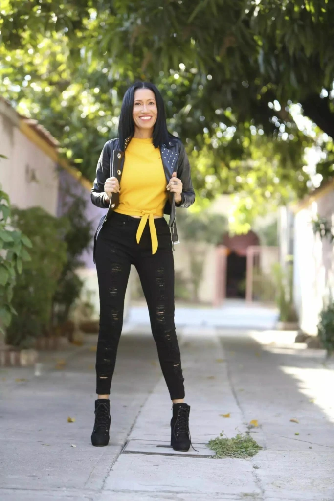 Adriana Profile image 3