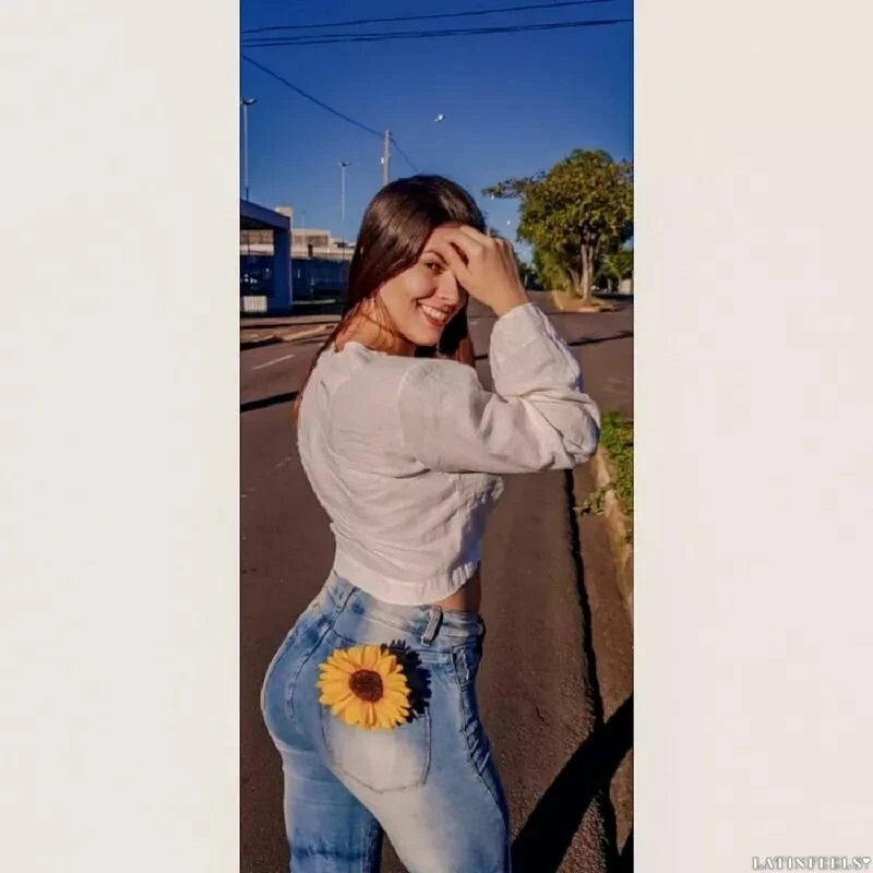 Bruna Profile image 1