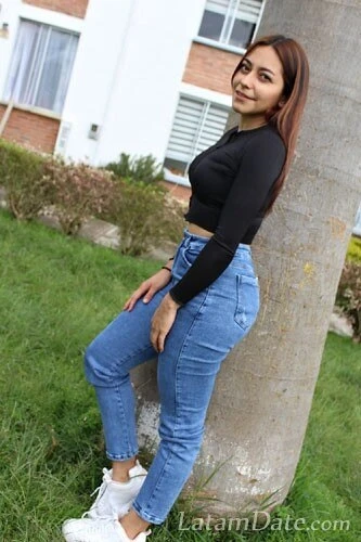 Diana Marcela Profile image 1