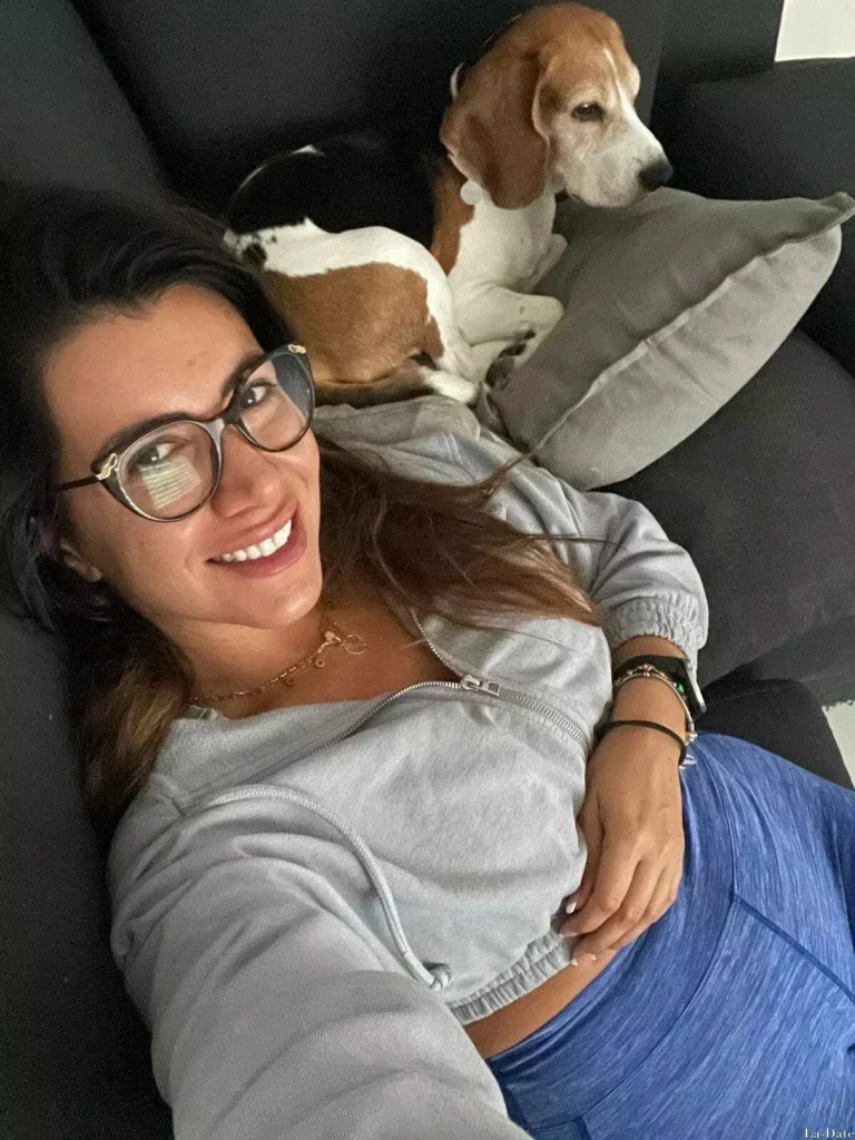 Betsabe Profile image 2