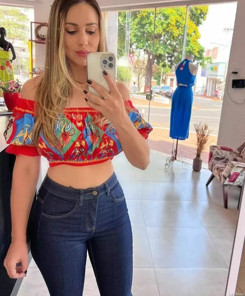 Carolina Profile image 2