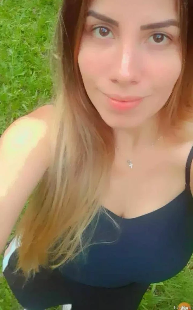 Glorimar Profile image 2