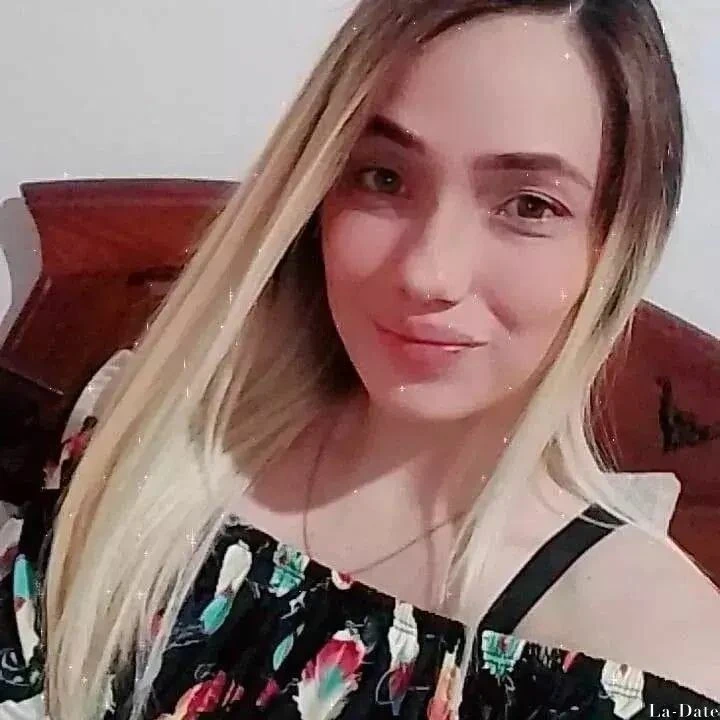 Laura Profile image 3