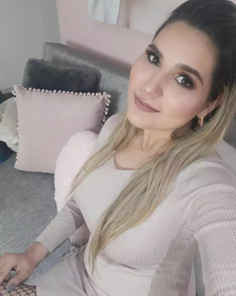 Cristy Profile image 4