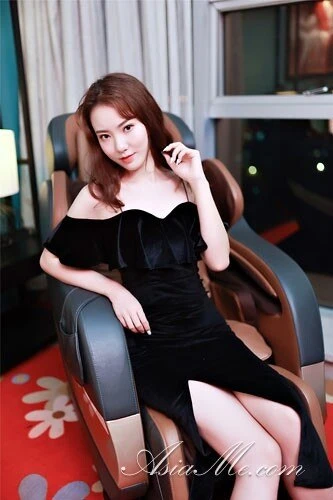 Karen Profile image 2