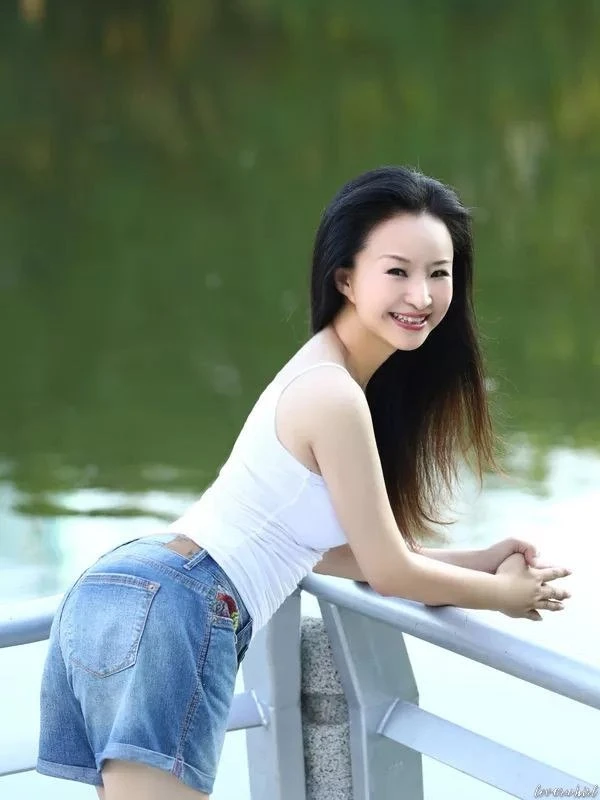 Dongqing Profile image 3