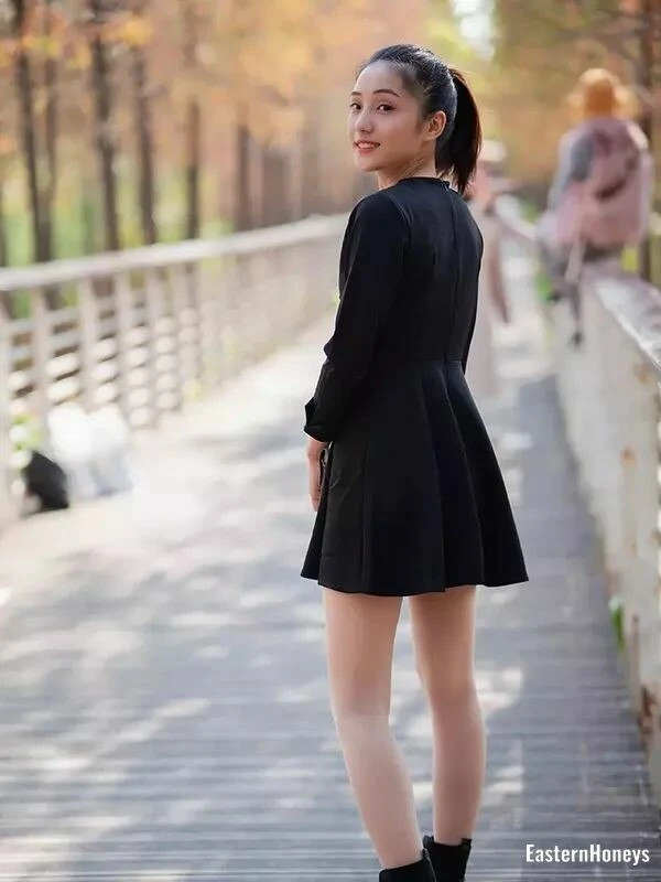 Qiaohong Profile image 2