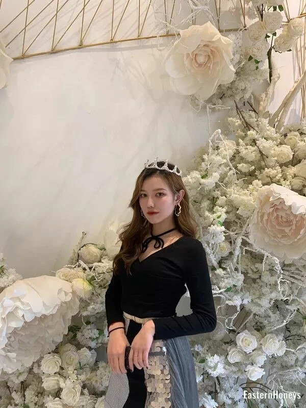 Hellen Profile image 1