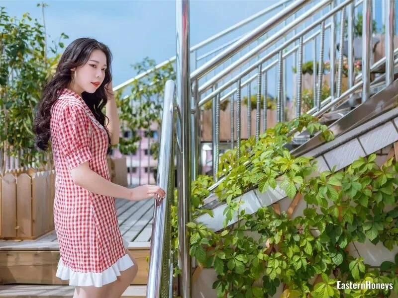 Ying Profile image 3