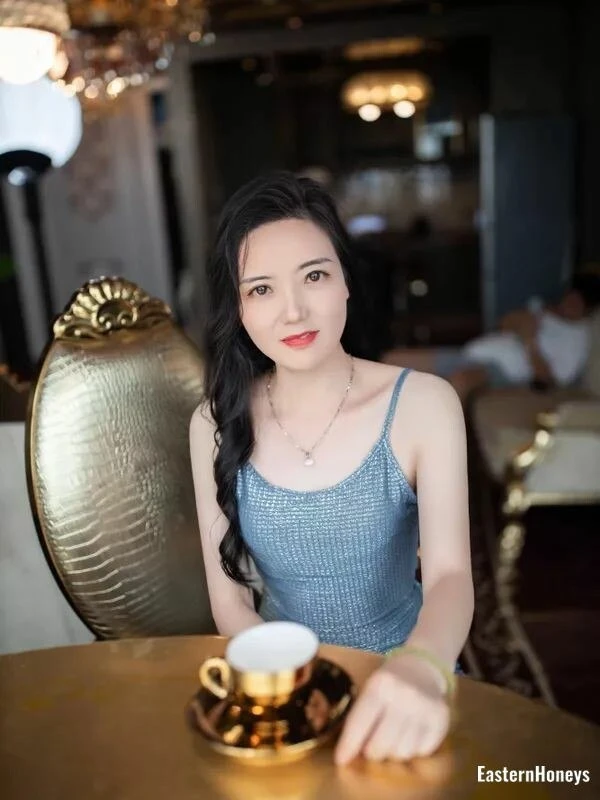 Manqiu Profile image 2