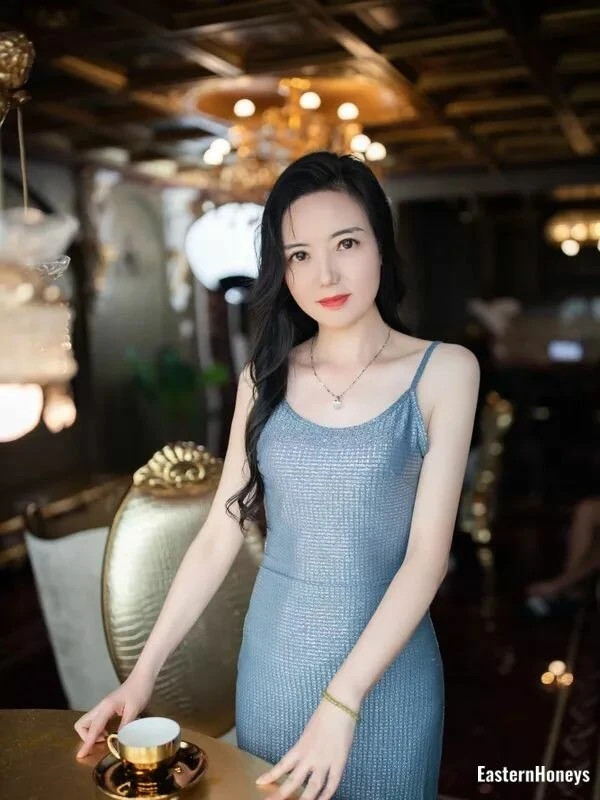 Manqiu Profile image 3