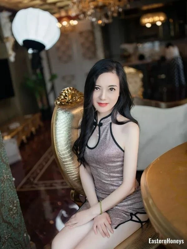 Manqiu Profile image 1