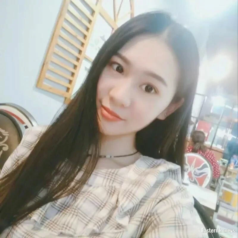 Meina Profile image 4