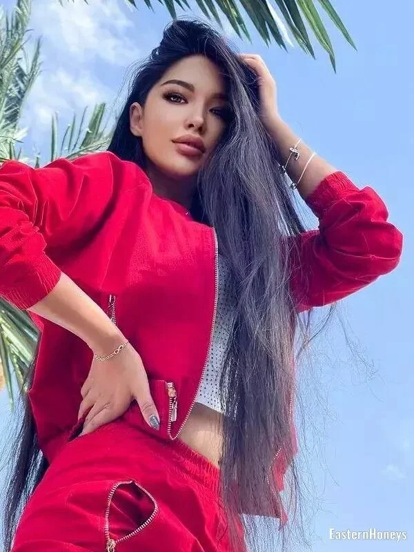 Lyuaza Profile image 3