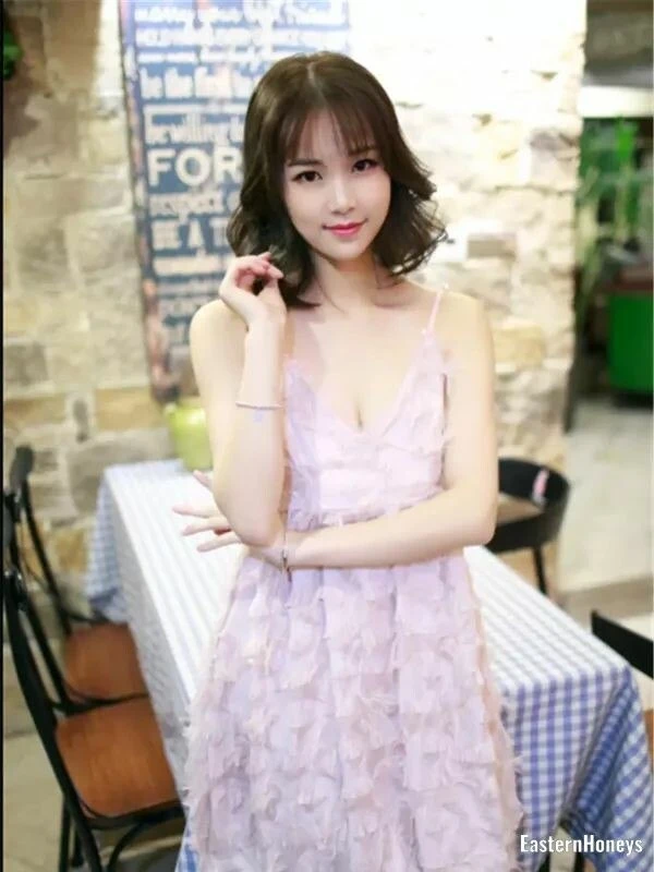 Cai Xia Profile image 1