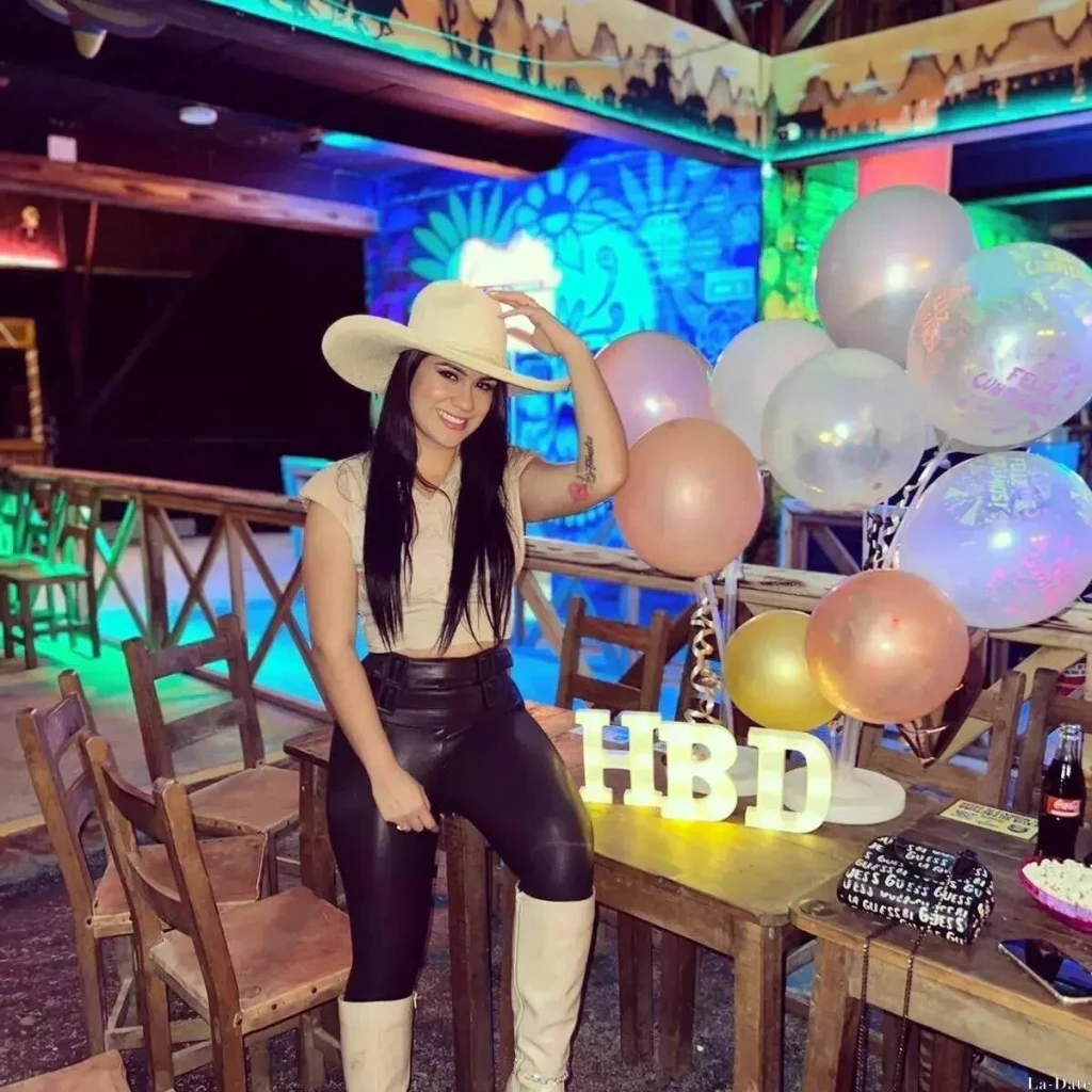 Maria Profile image 2