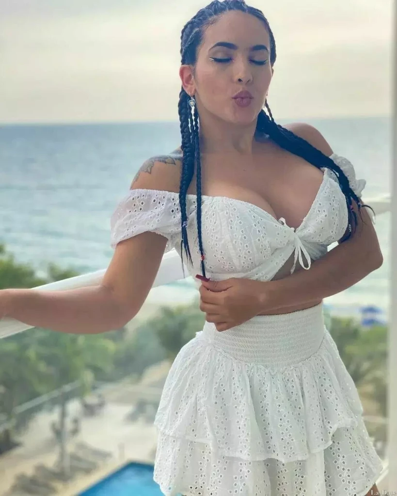 Angelica Profile image 1