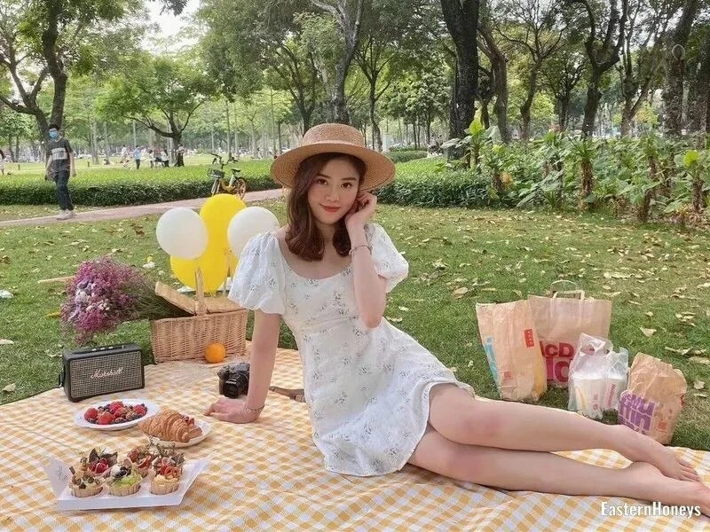 Xiurong Profile image 2