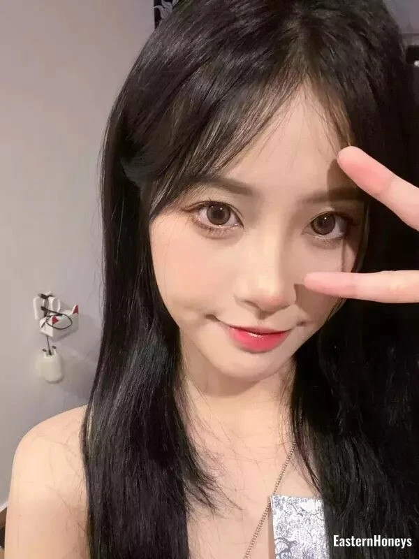 Qun Profile image 1