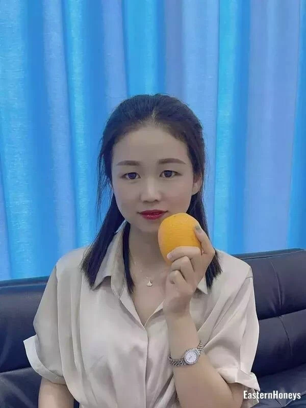 Lisa Profile image 1