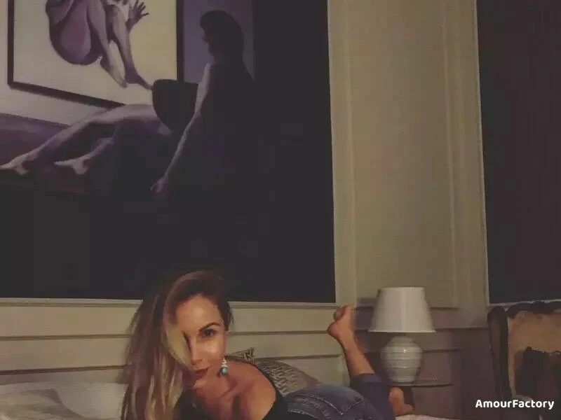 Victoria Profile image 3