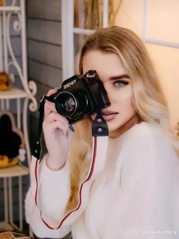 Liubov Profile image 3