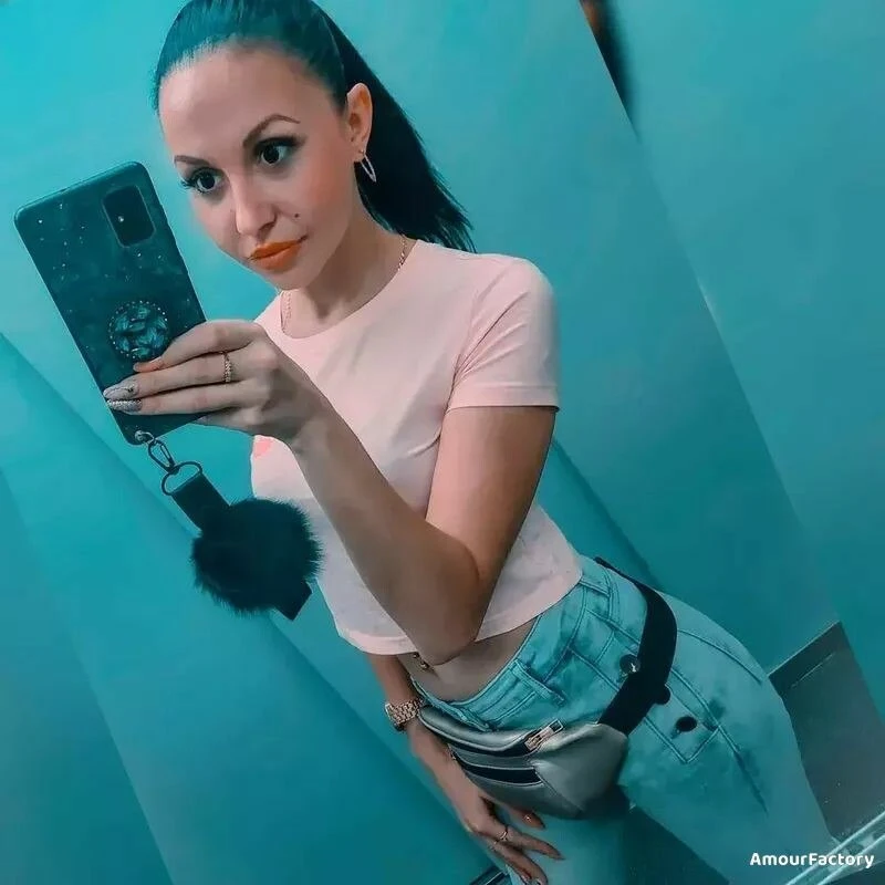 Natalia Profile image 3