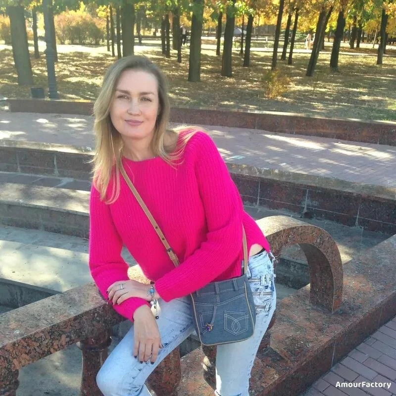 Karina Profile image 4