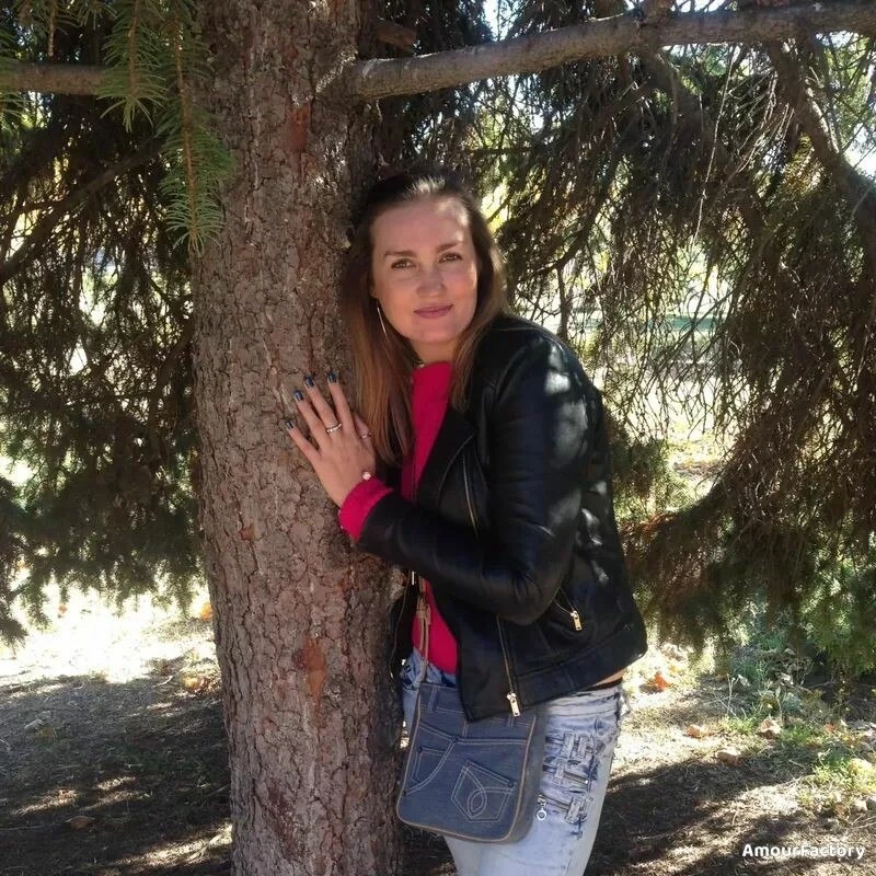 Karina Profile image 3