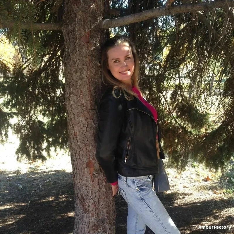 Karina Profile image 1