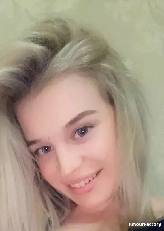 Viktoria Profile image 3