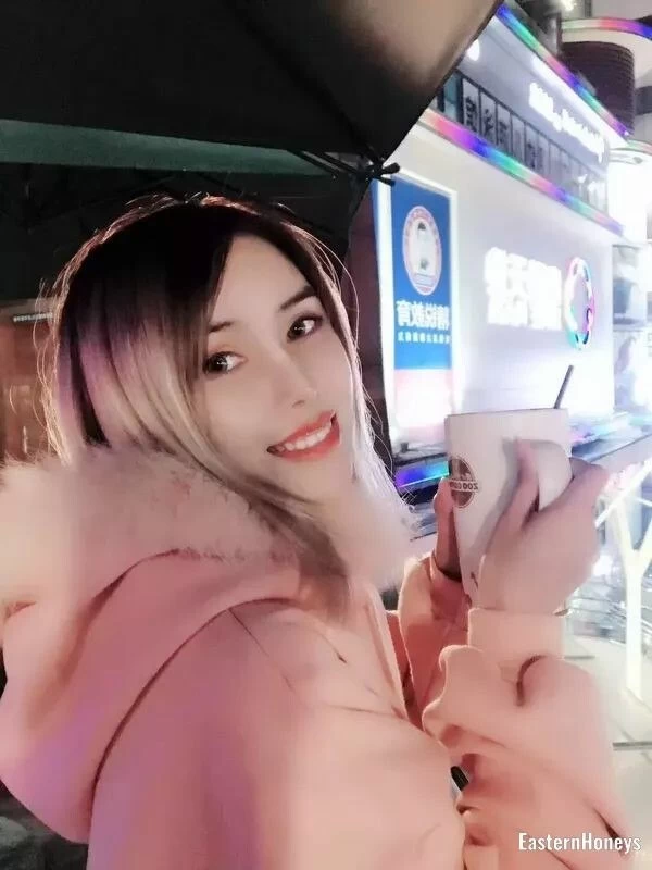 Candy Profile image 5