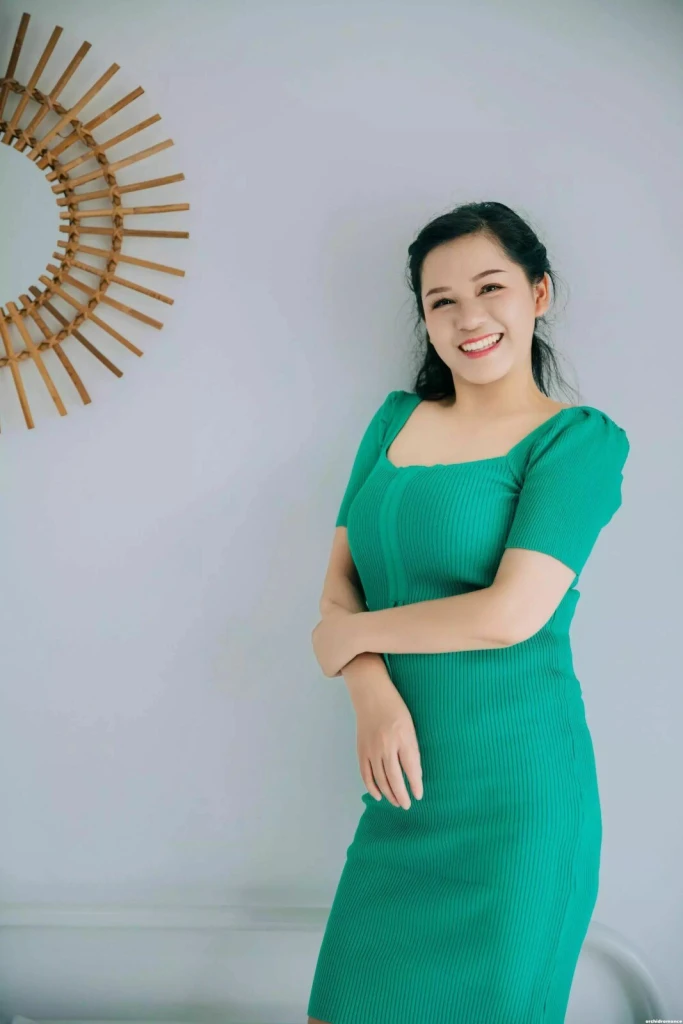 Sunny Profile image 3