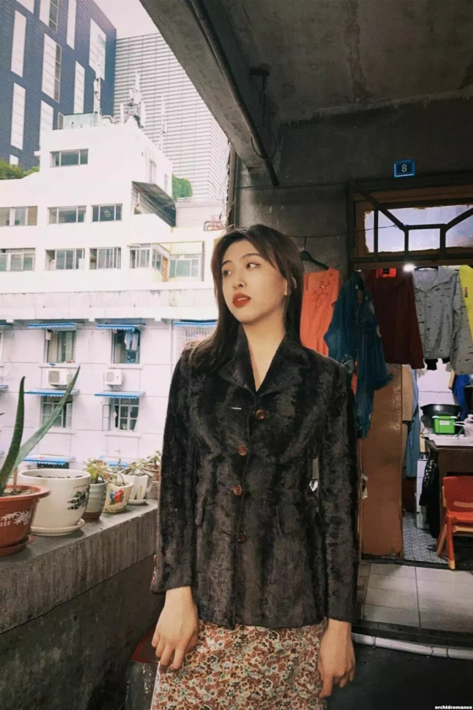 Ashley Profile image 2