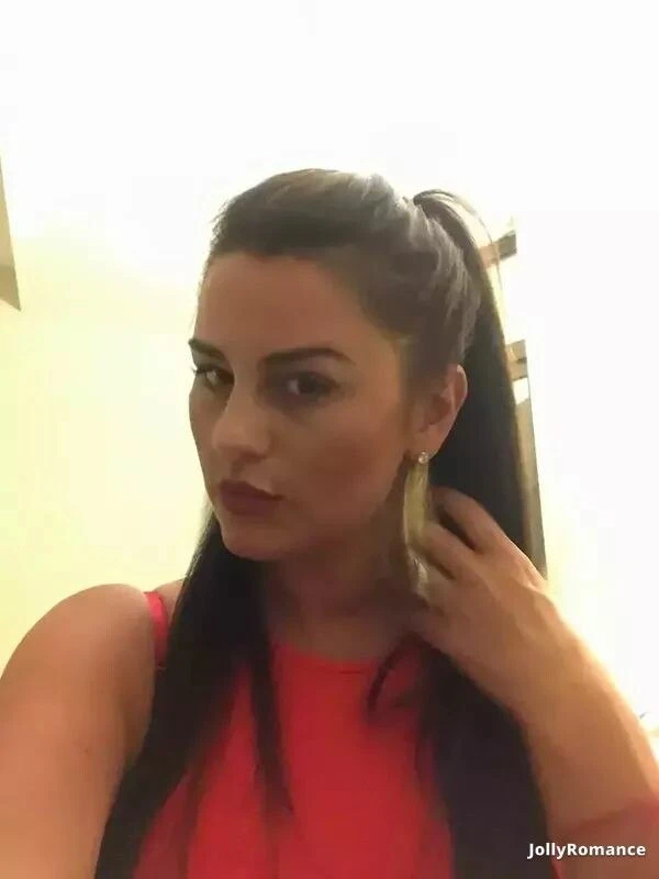 Anzhela Profile image 1