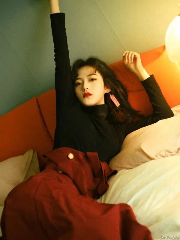 Kiana Profile image 5