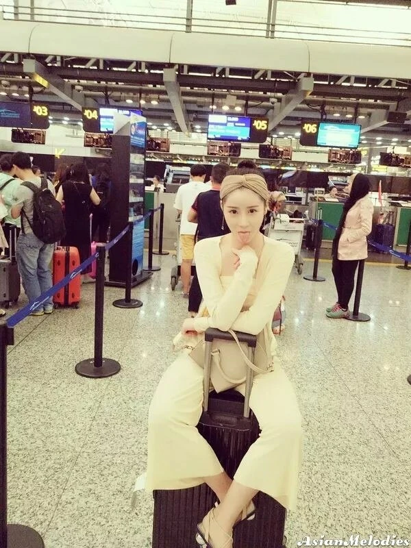 Ling Profile image 1