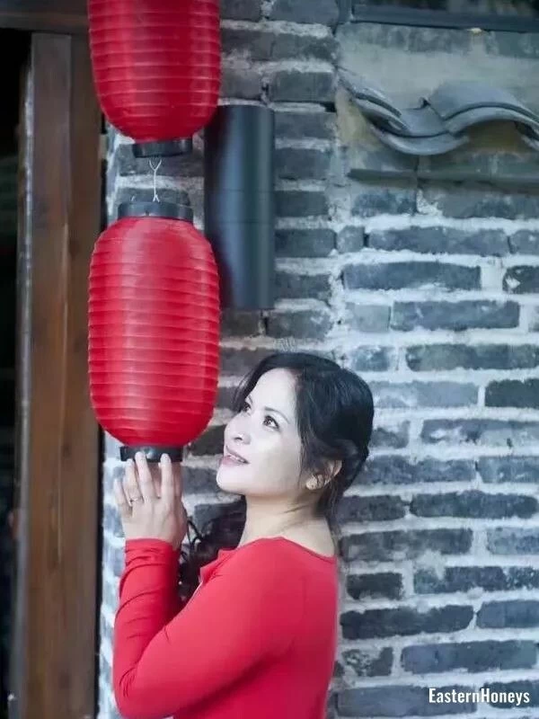 Elena Bai Profile image 2