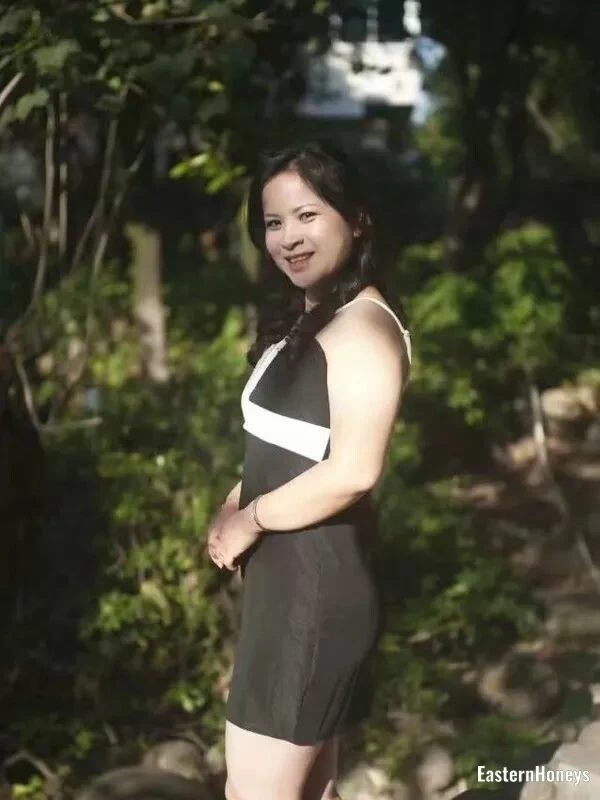 Elena Bai Profile image 3