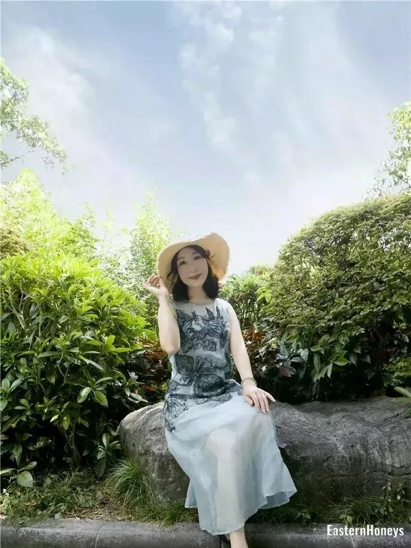 Anna Profile image 2