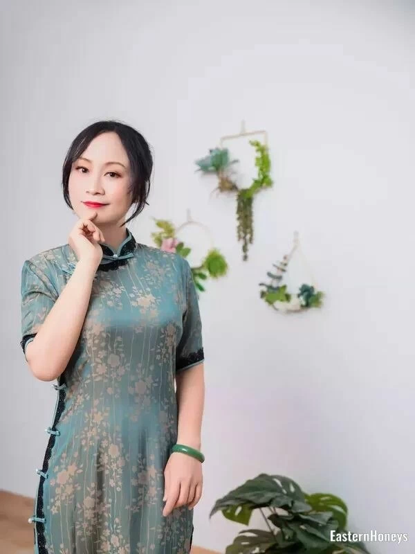 Snow Profile image 1